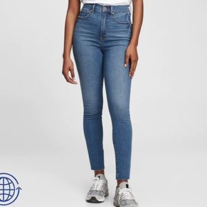 GAP Sky High True Skinny Jeans
